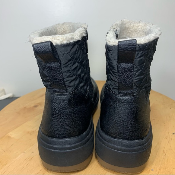 Merrell Black Winter Boots Waterproof Quilted Nylon Fleece Lined Sz 6 Side Zip - Picture 11 of 16